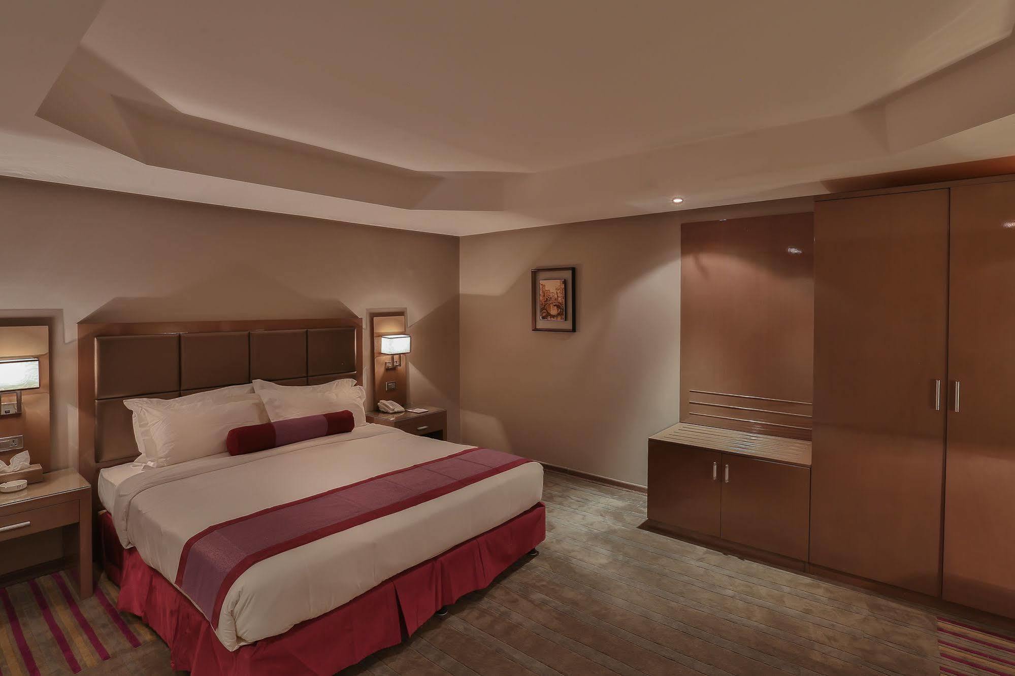 Park House Aparthotel Riyadh Exterior photo